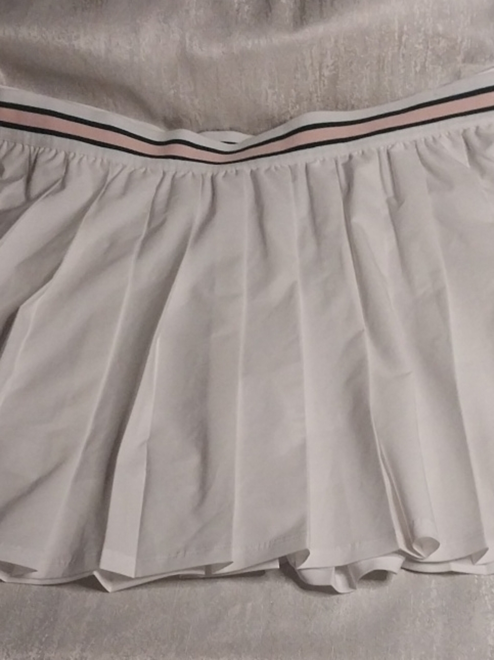 Walter Hagen White Skort with Pink and Green Waistband XL
